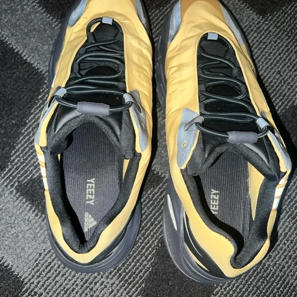 Adidas Yeezy 700 MNVN Honey Flux Size 16 - Picture 6 of 10